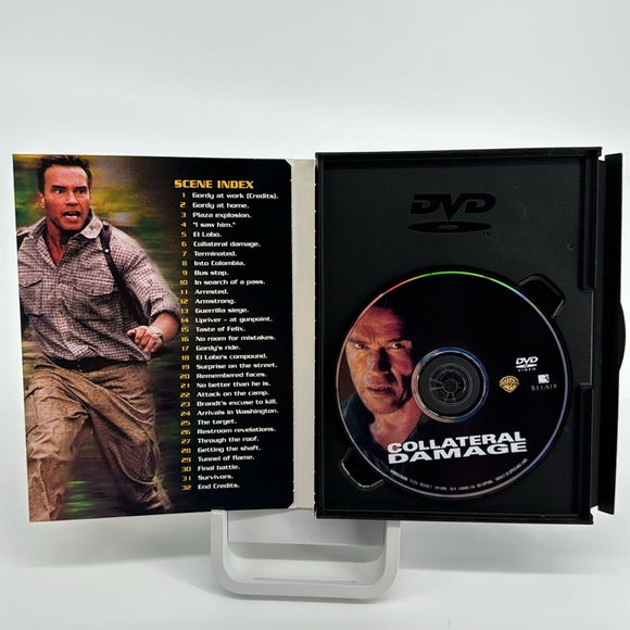 Collateral Damage. Arnold Schwarzenegger. - Picture 4 of 4